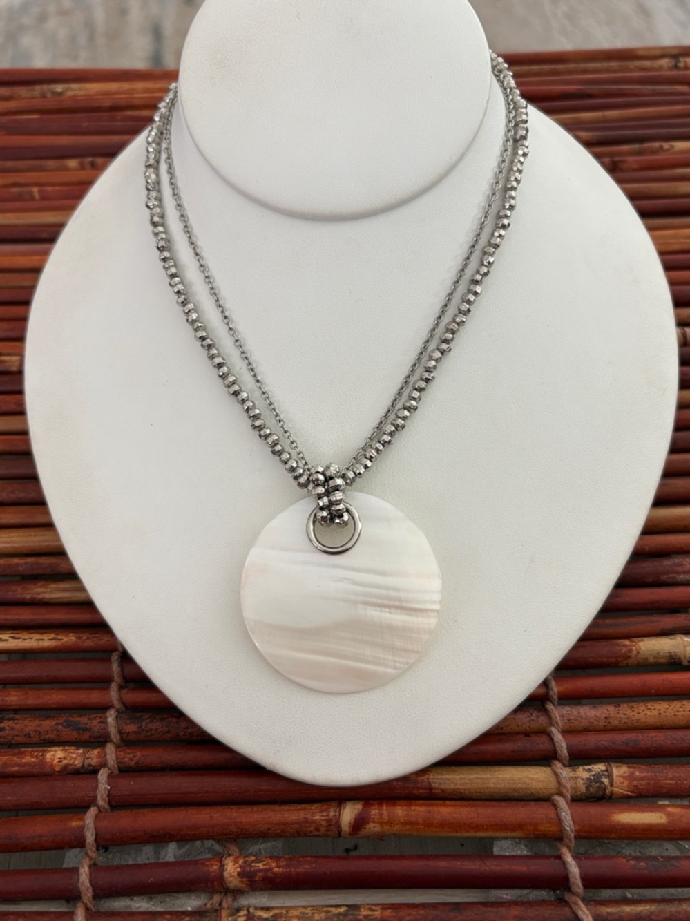 Cookie Lee MOP Shell Silver Tone Necklace 15”-18”